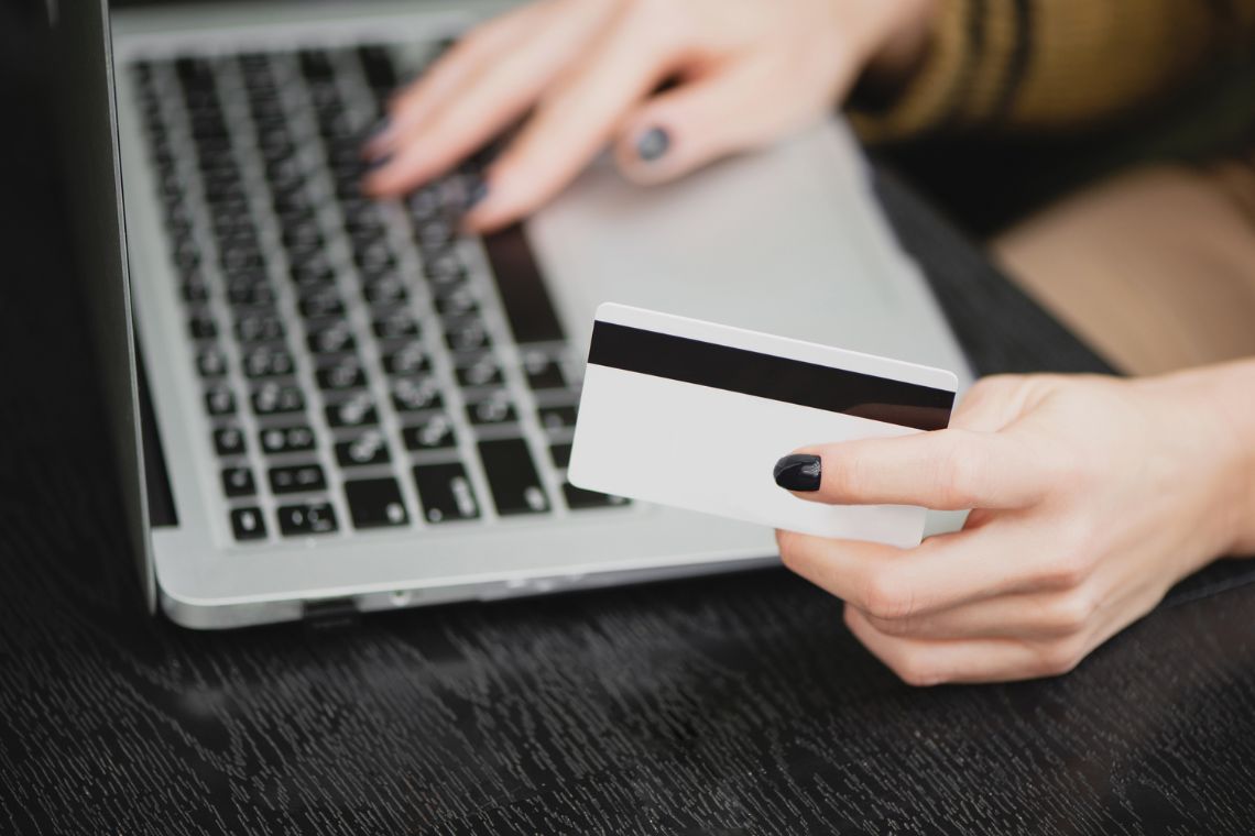 Best online shopping cart for digital product sellers